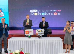 Phát động cuộc thi ROBOTACON WRO 2023 tại Việt Nam