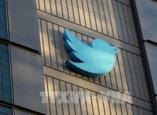 Twitter tiếp tục bị “nhân viên cũ kiện”