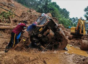 Sạt lở đất tại Ấn Độ khiến khoảng 100 người mất tích