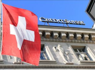 Thụy Sĩ tiếp tục theo dõi thương vụ mua lại Credit Suisse của UBS