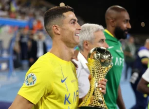 Ronaldo rực sáng, Al Nassr vô địch Arab Club Champions Cup cực ngoạn mục
