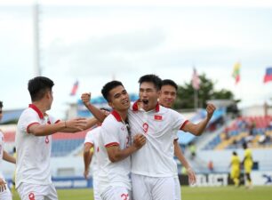 U23 Việt Nam hiên ngang vào chung kết sau trận thắng áp đảo Malaysia