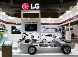 LG Chem hợp tác với Huayou xây dựng 4 nhà máy vật liệu pin xe điện
