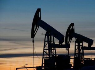 Financial Times: Doanh thu từ dầu mỏ của Nga có thể tiếp tục tăng
