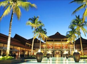 Quần thể du lịch Furama – Ariyana được World Luxury Awards 2023 vinh danh