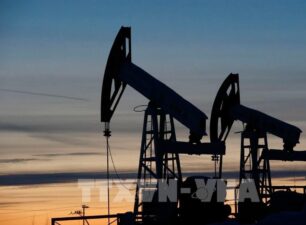 Giá dầu hướng tới mức kết thúc năm thấp nhất kể từ 2020
