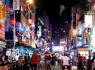 Thành phố Hồ Chí Minh: Du khách trải nghiệm City Tour “Không ngủ ở Sài Gòn”