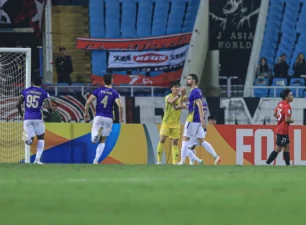 Tin thể thao sáng 7/12: Tuyển thủ Thái Lan bày tỏ tình cảm với Thanh Thúy, Man City lại nhận thất bại sốc vì sự vắng mặt của Rodri