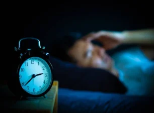 Cách cứu vãn tâm trạng và lấy lại năng lượng sau 1 đêm mất ngủ