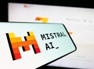 Công ty khởi nghiệp Mistral AI (Pháp) trở thành “kỳ lân” công nghệ