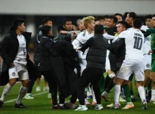 Tin thể thao sáng 2/12: Huyền thoại thế giới tới giúp ĐT bóng chuyền nữ Việt Nam, Al Nassr thua 0-3 trong ngày Ronaldo tịt ngòi