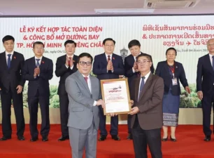 Hãng hàng không Vietjet và Lao Airlines ký kết hợp tác toàn diện