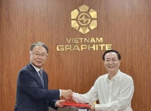 Hàn Quốc tìm nguồn nhập khẩu và phân phối than chì từ Việt Nam