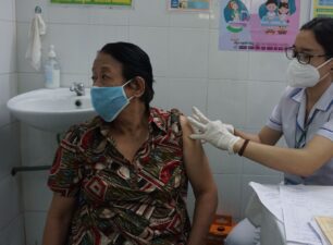 TP Hồ Chí Minh đã xuất hiện biến thể phụ COVID-19 nguy hiểm, gia tăng số ca mắc