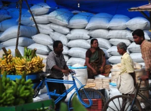 Chuyên gia Ấn Độ dự báo tình trạng thiếu gạo trên toàn cầu sẽ trở nên tồi tệ hơn