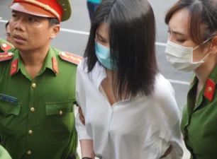 Tuyên phạt người mẫu Ngọc Trinh 1 năm tù treo tội Gây rối trật tự công cộng
