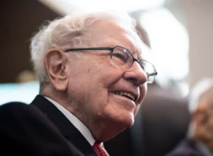 Tỷ phú Buffett lạc quan về kết quả kinh doanh của Berkshire Hathaway
