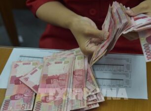 Các quỹ toàn cầu rút khỏi trái phiếu Indonesia