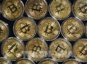 Bitcoin: Liệu có đáng để bắt đầu đầu tư?
