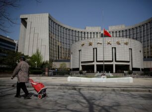 PBoC: Trung Quốc đẩy mạnh mở cửa lĩnh vực tài chính