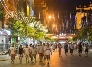 Quảng Ninh: Đa dạng các sản phẩm du lịch đêm thu hút khách du lịch