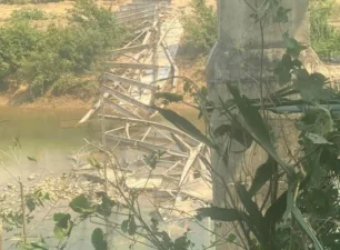 Nghệ An: Cầu treo dài hơn 160m bất ngờ đổ sập