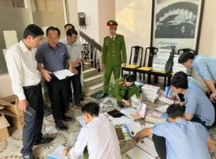 Thừa Thiên-Huế: Khởi tố hai nhân viên đăng kiểm nhận hối lộ gần 1 tỷ đồng