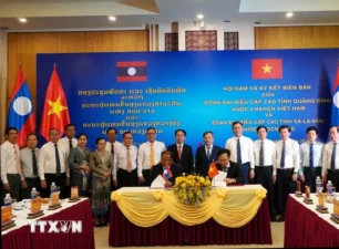 Thúc đẩy hợp tác thương mại, du lịch hai tỉnh Quảng Bình và Salavan của Lào