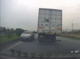 Xử phạt lái xe ôtô con đi ngược chiều trên cao tốc Hà Nội-Bắc Giang