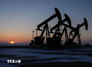 Giá dầu tăng hơn 1% sau một tuần giao dịch ảm đạm