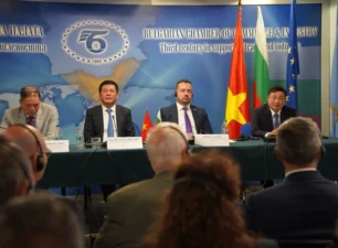 Hợp tác lao động là lĩnh vực tiềm năng của hai nước Việt Nam và Bulgaria